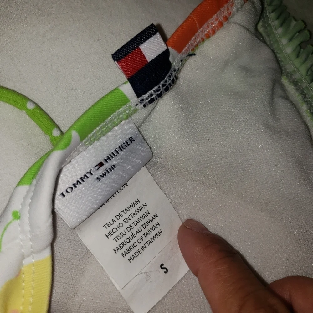 Tommy Hilfiger 2 piece swimsuit - Picture 7 of 12